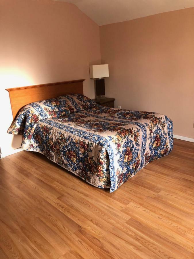 Hillside Motel Озеро Джордж Экстерьер фото